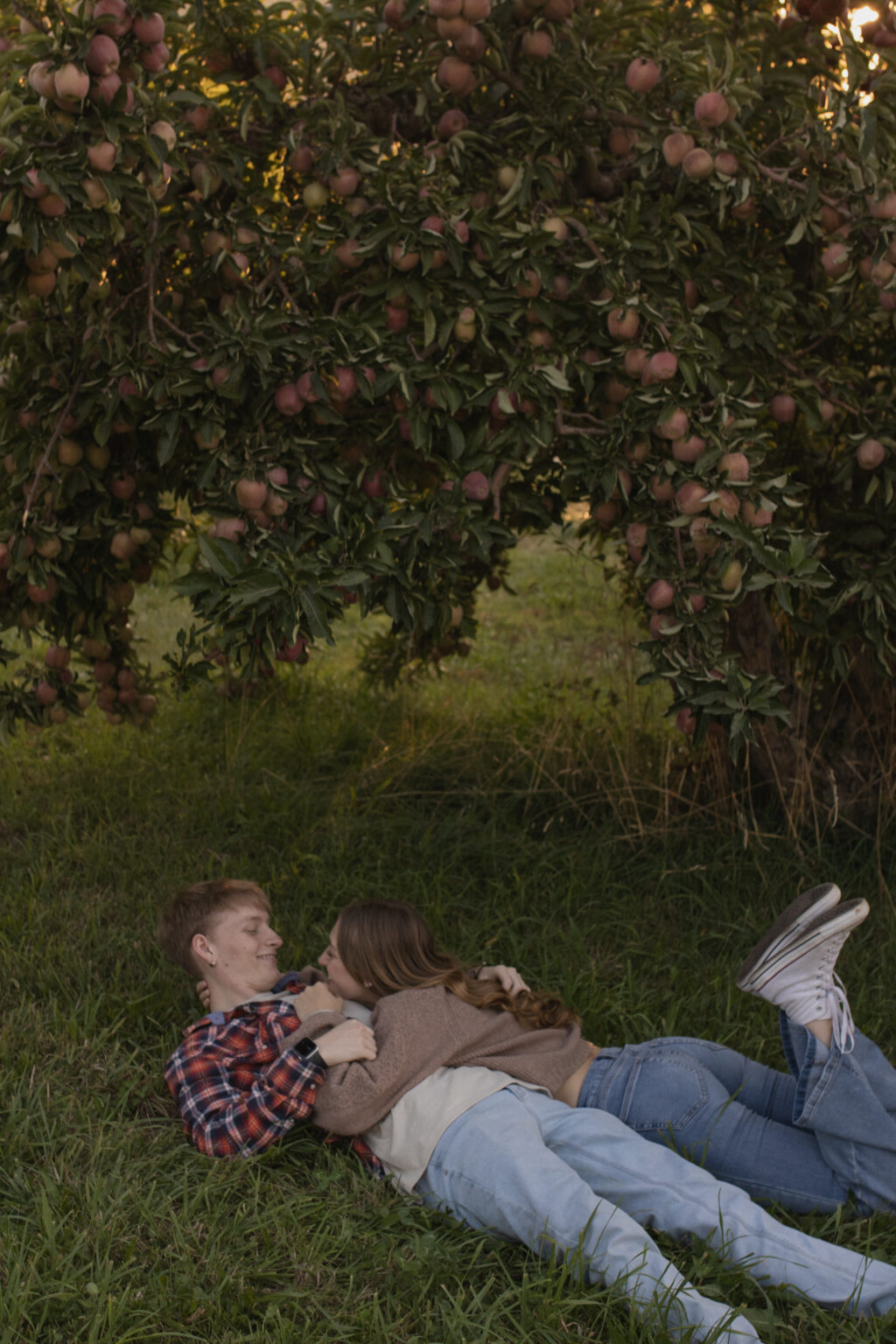Idaho elopement photographer - intimate mountain ceremony